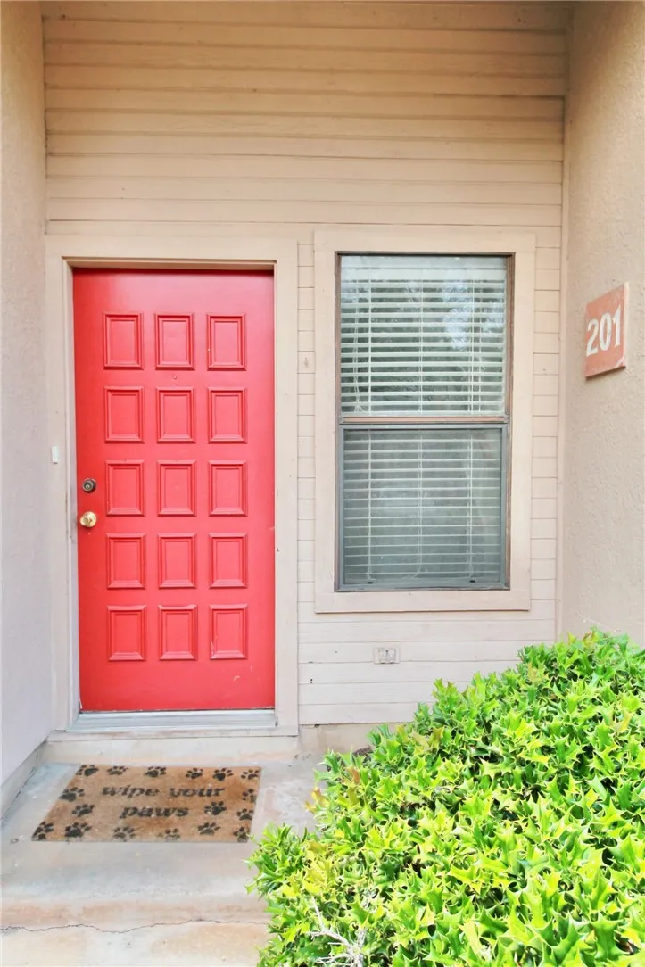 8418 Fathom Circle #201 Austin, TX 78750