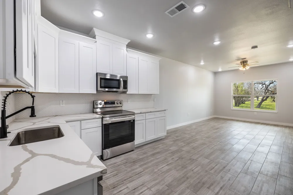 600 Kimbro Street Taylor, TX 76574