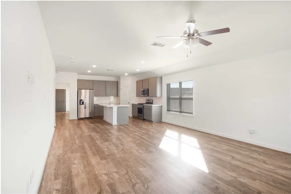12100 Mossygate Trail Manor, TX 78653