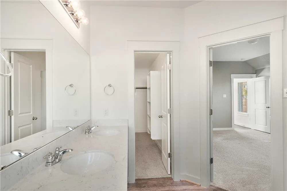 12100 Mossygate Trail Manor, TX 78653