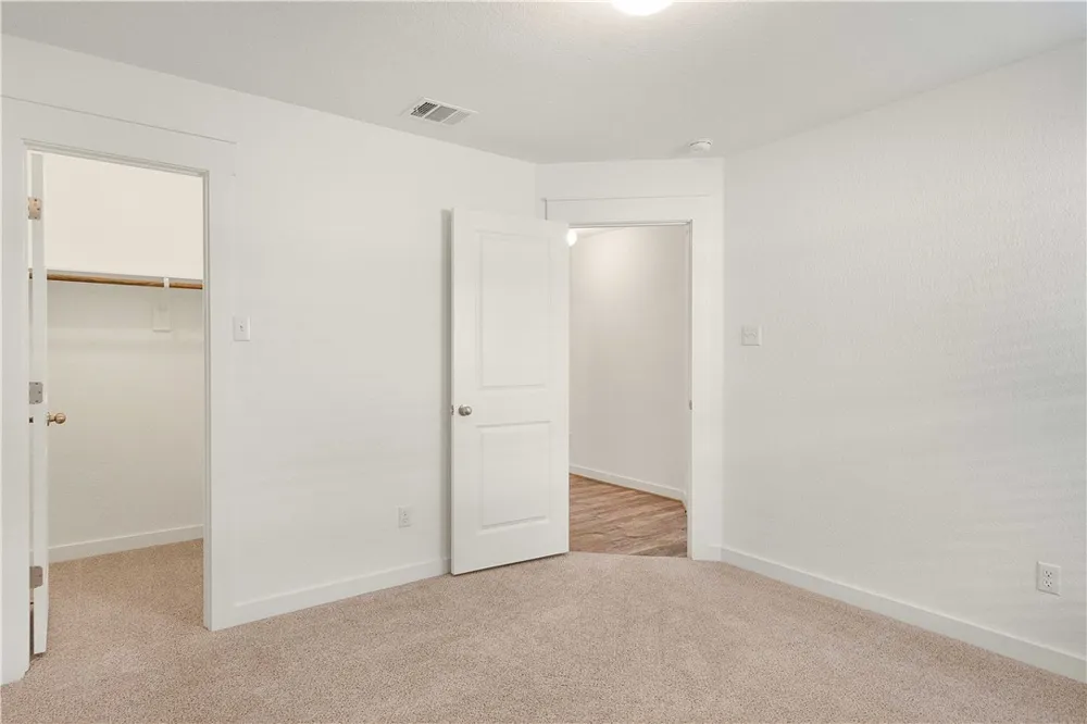 12100 Mossygate Trail Manor, TX 78653