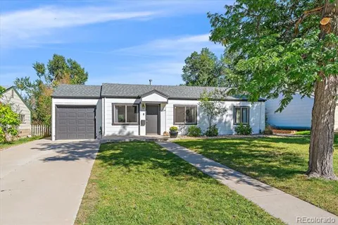 3224 S Elm Street