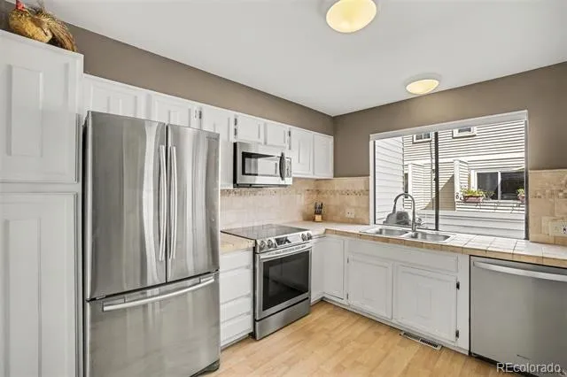 1050 S Monaco Street Parkway #30 Denver, CO 80224