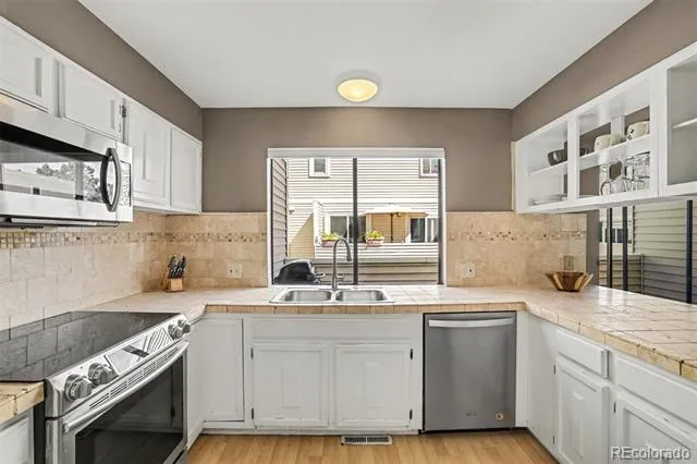 1050 S Monaco Street Parkway #30 Denver, CO 80224