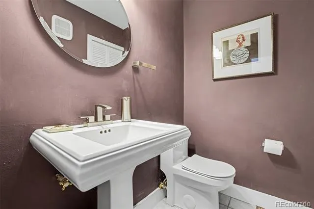 1050 S Monaco Street Parkway #30 Denver, CO 80224
