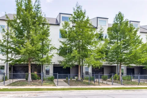 1430 Grigsby Avenue #104