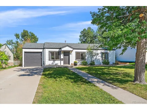 3224 S Elm Street