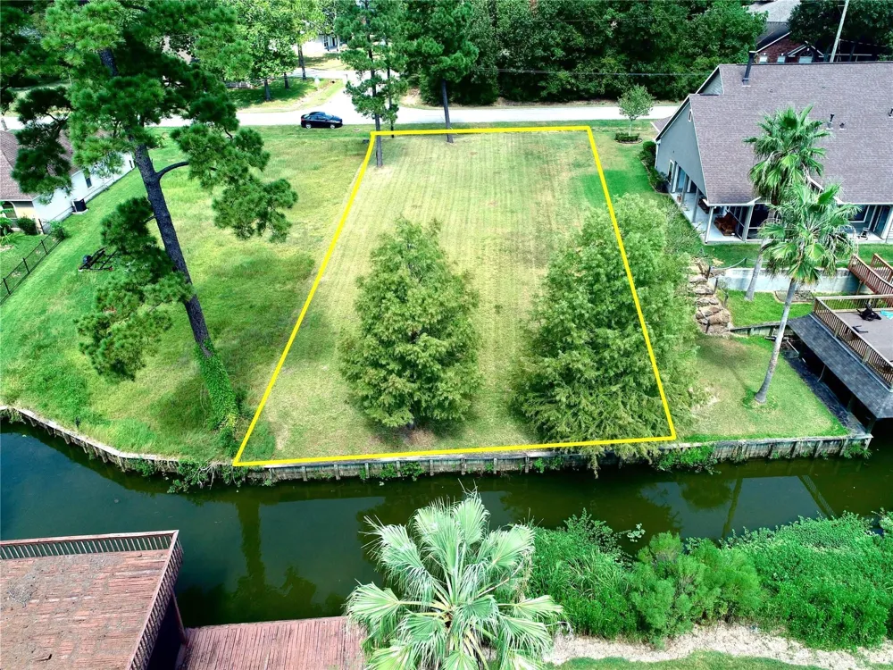 18226 Steele Point Drive Crosby, TX 77532