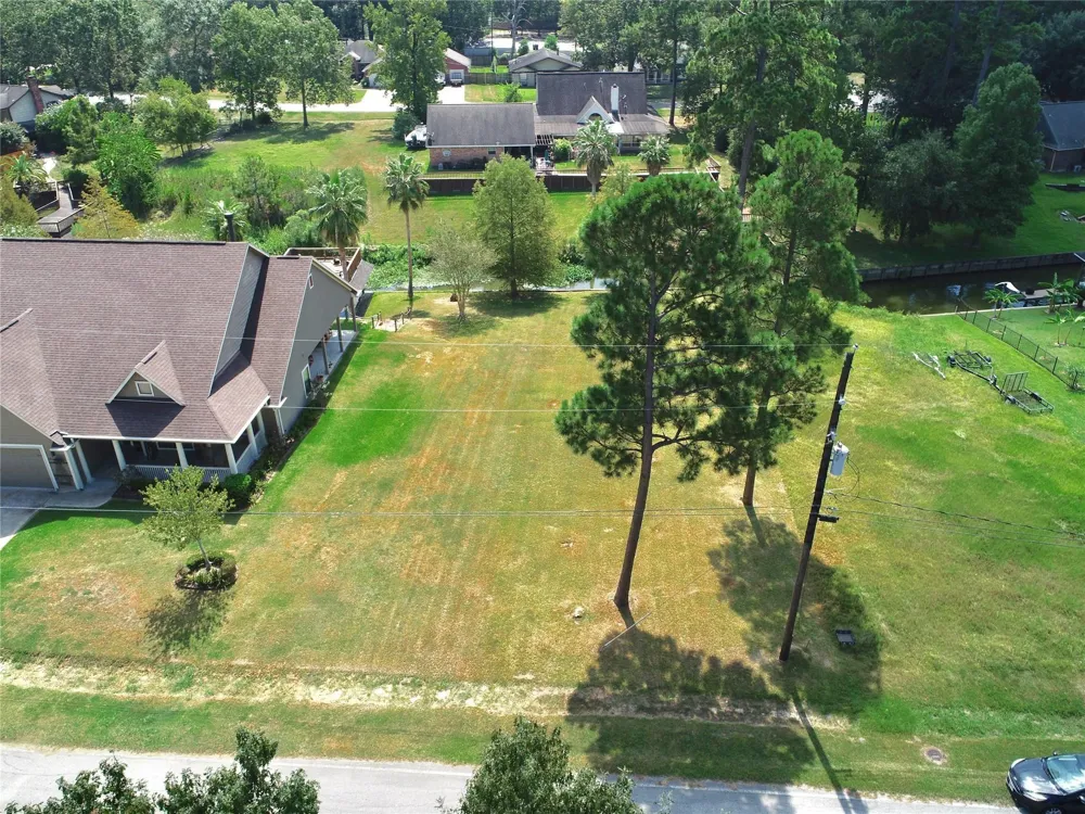 18226 Steele Point Drive Crosby, TX 77532