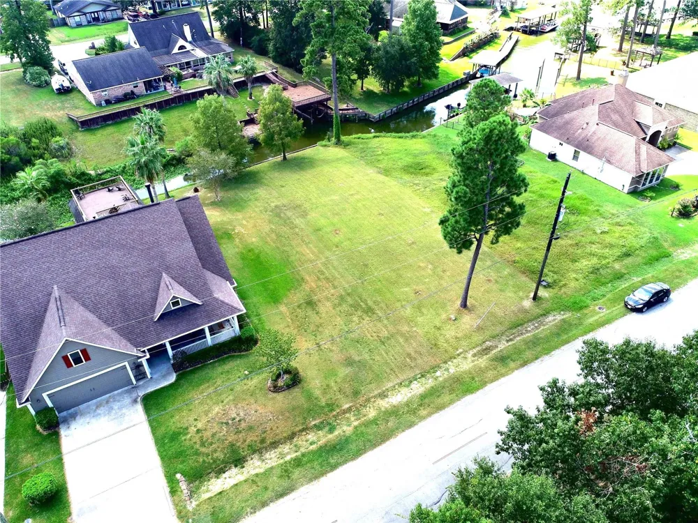18226 Steele Point Drive Crosby, TX 77532