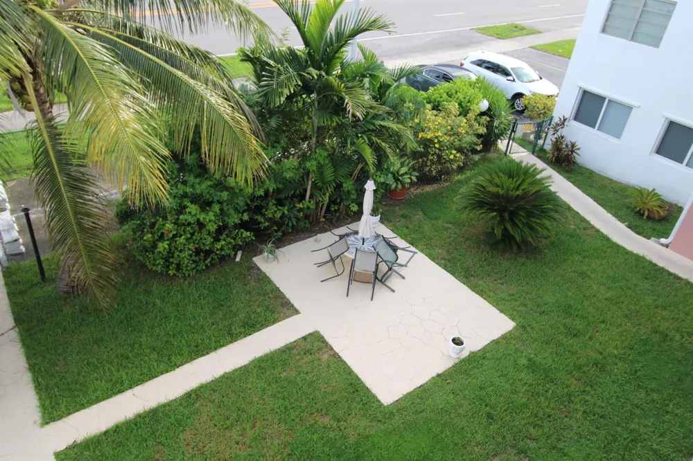 721 ATLANTIC SHORES BOULEVARD #309 Hallandale Beach, FL 33009