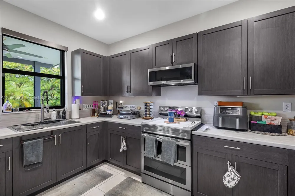 24960 SW 108th Ave Homestead, FL 33032