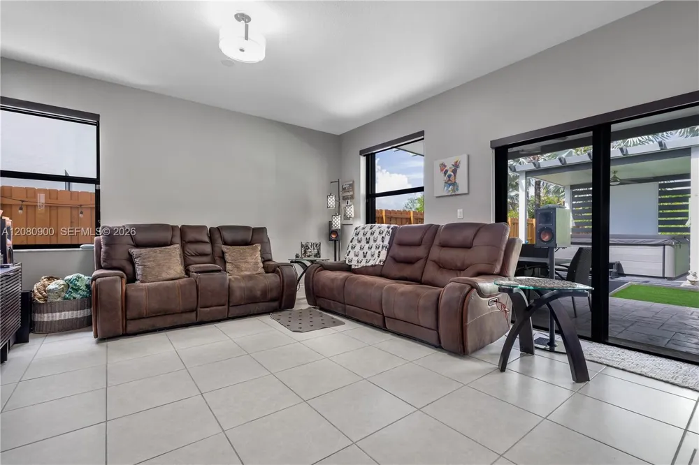 24960 SW 108th Ave Homestead, FL 33032