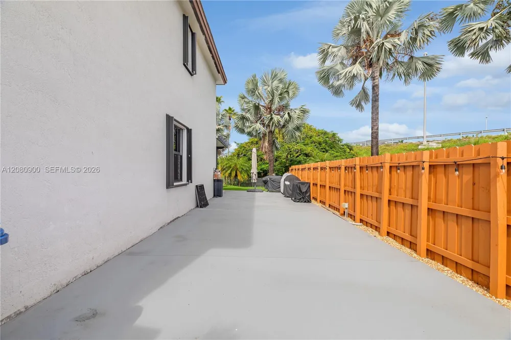 24960 SW 108th Ave Homestead, FL 33032