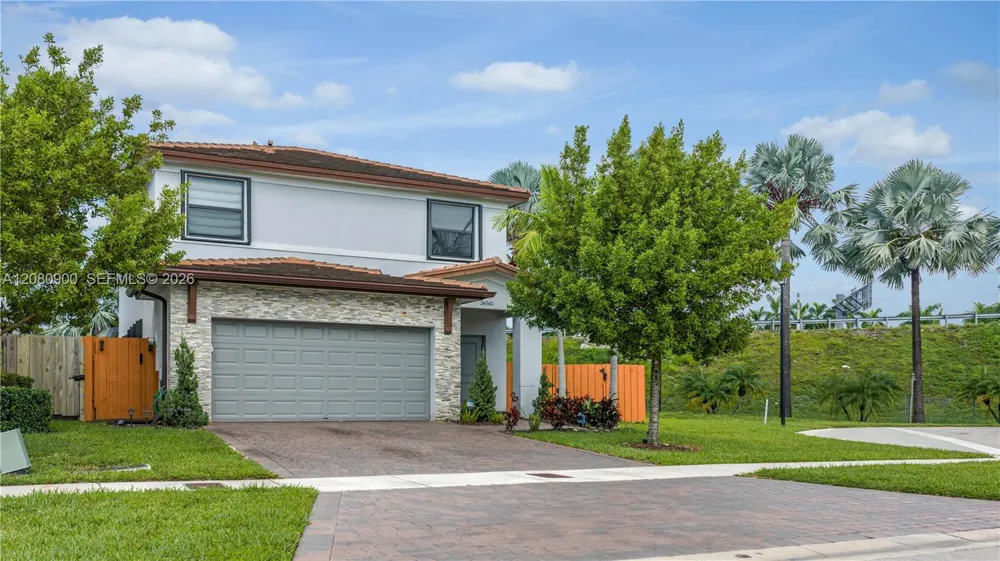 24960 SW 108th Ave Homestead, FL 33032