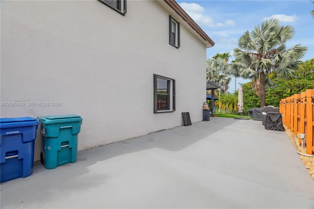 24960 SW 108th Ave Homestead, FL 33032