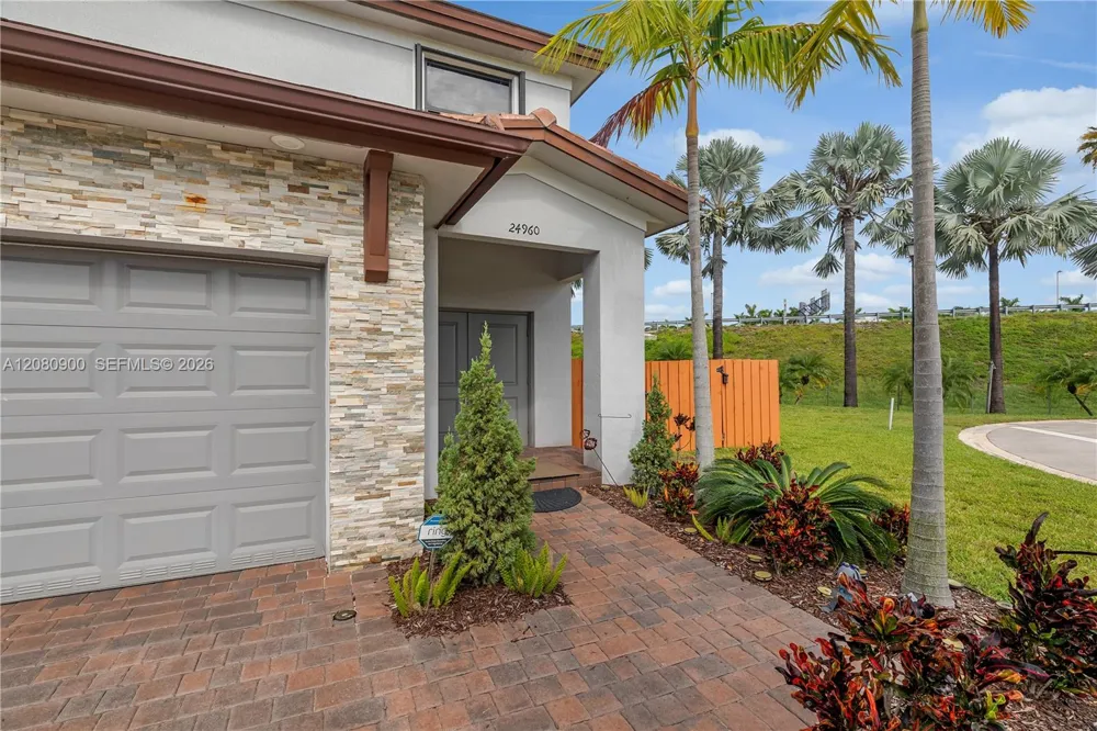 24960 SW 108th Ave Homestead, FL 33032