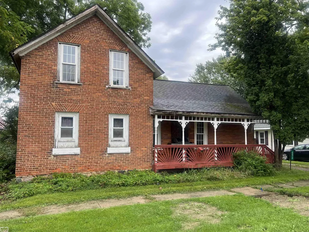 6873 James Street Brown City City, MI 48416