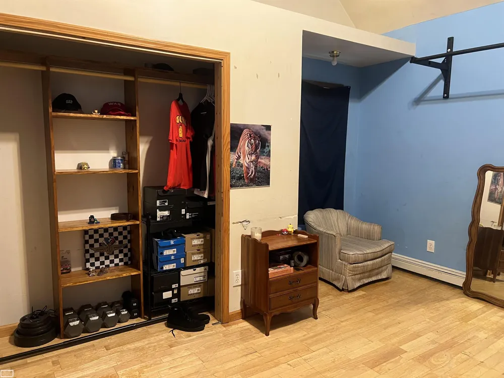 6873 James Street Brown City City, MI 48416