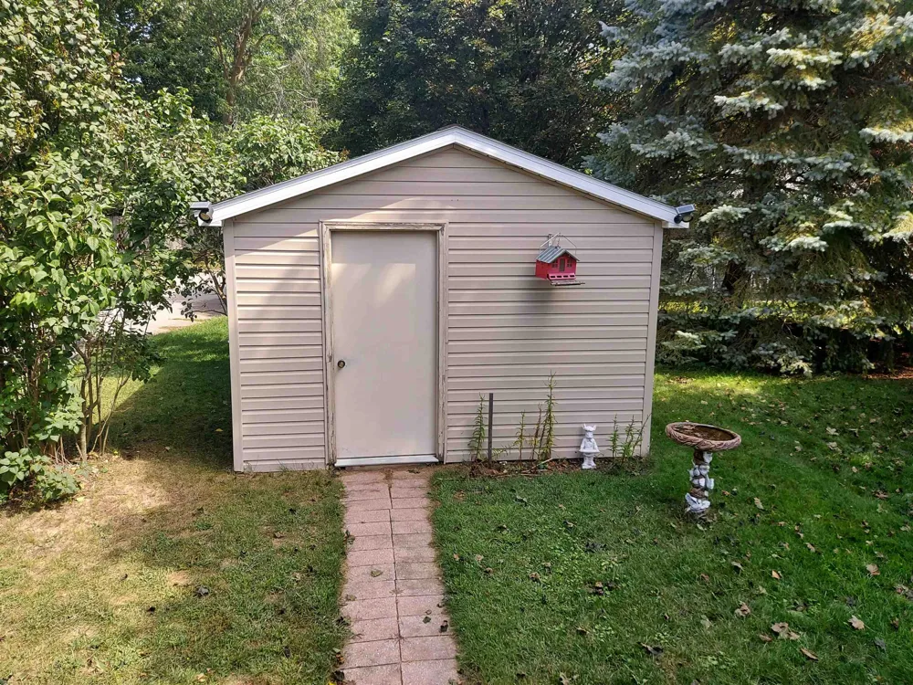 2374 Friendship Drive Garfield Charter Township, MI 49686