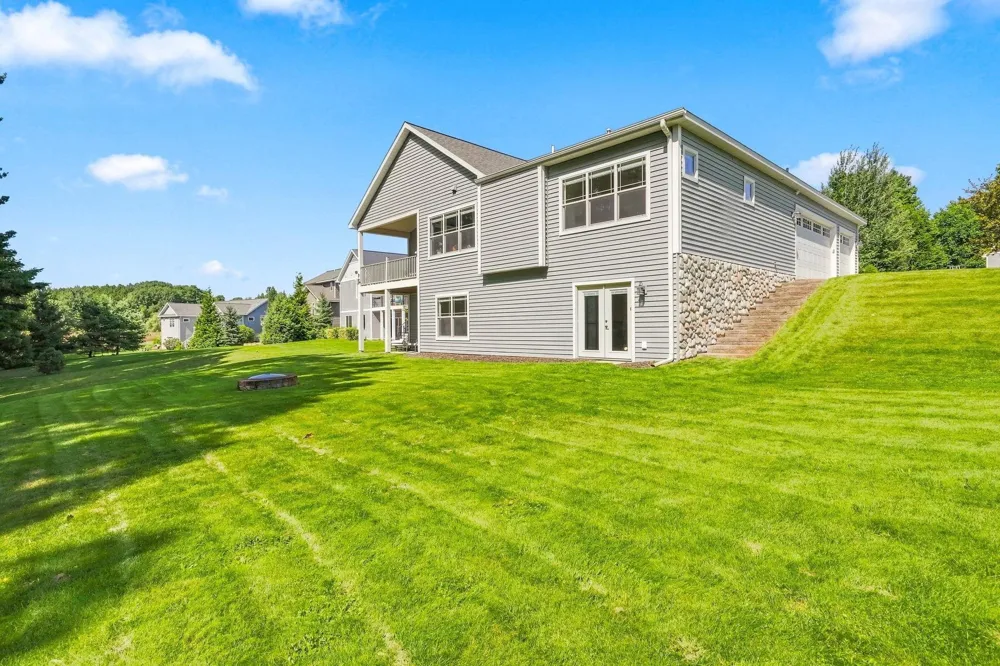 3173 Lake Meadows Circle Long Lake Township, MI 49685