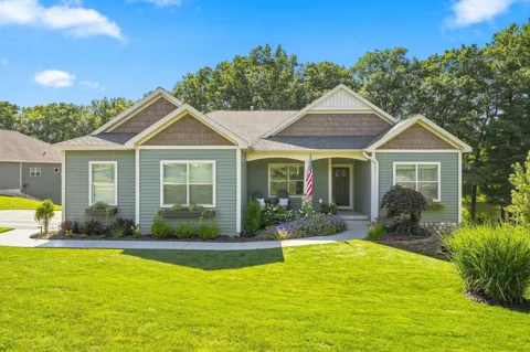 3173 Lake Meadows Circle