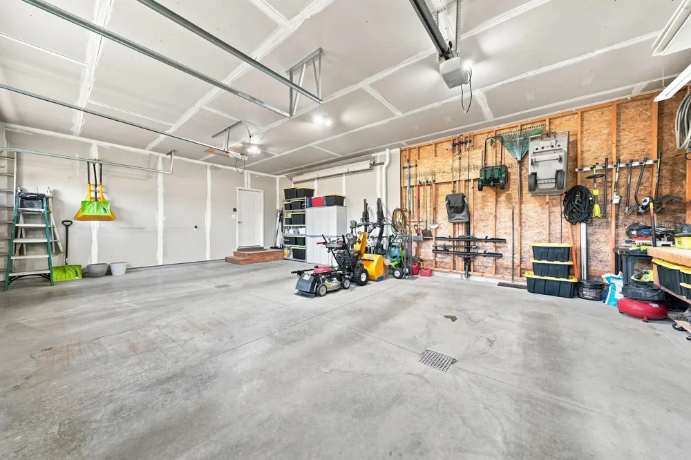 3173 Lake Meadows Circle Long Lake Township, MI 49685
