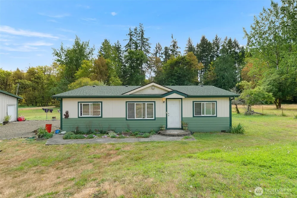 208 W Orchard Street Oakville, WA 98568