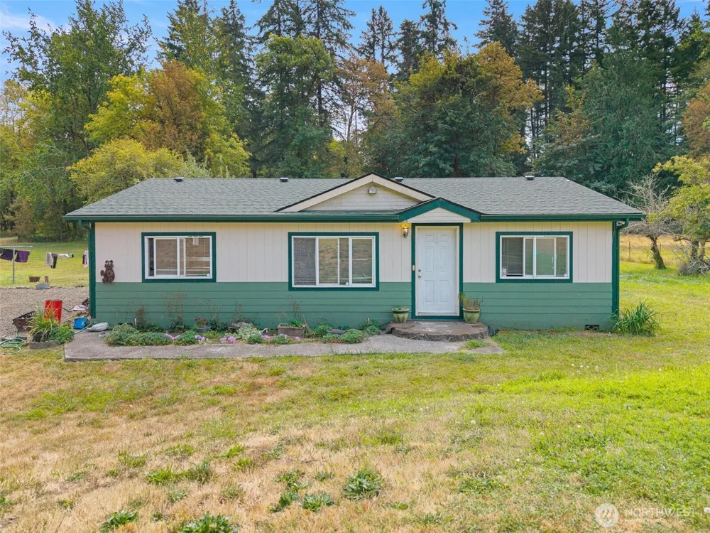 208 W Orchard Street Oakville, WA 98568