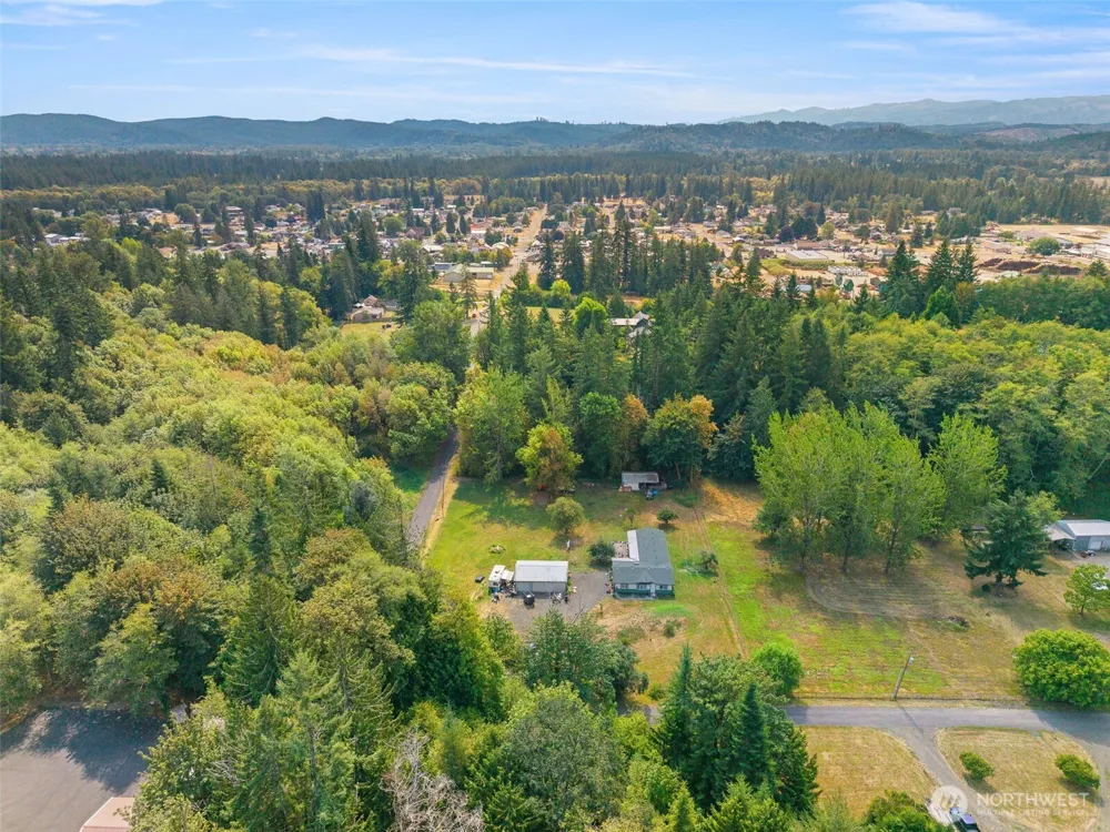 208 W Orchard Street Oakville, WA 98568