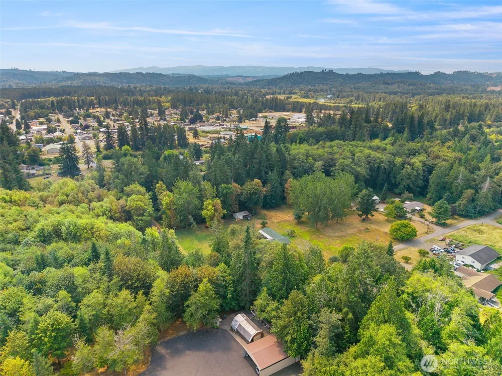 208 W Orchard Street Oakville, WA 98568