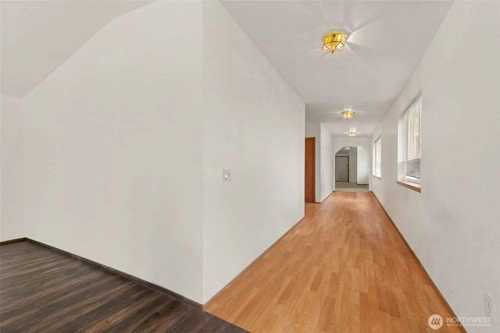 208 W Orchard Street Oakville, WA 98568