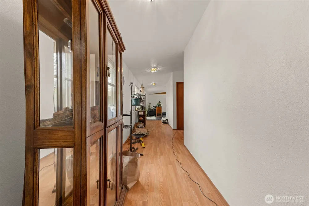 208 W Orchard Street Oakville, WA 98568
