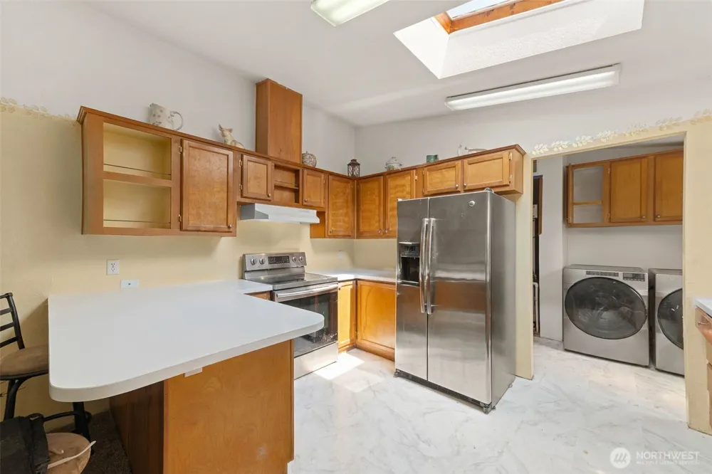 208 W Orchard Street Oakville, WA 98568