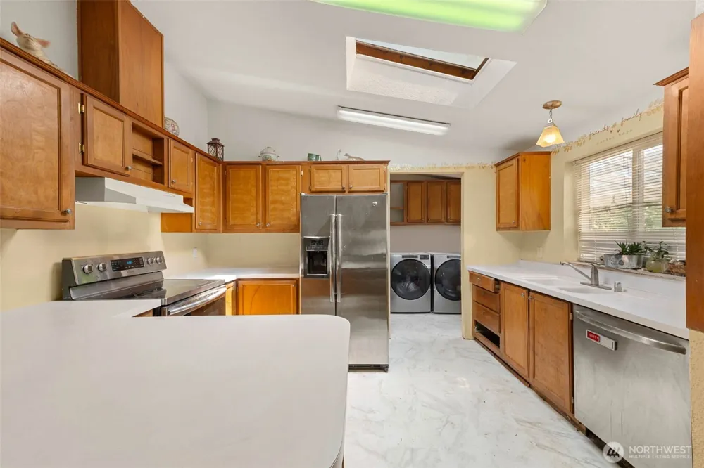 208 W Orchard Street Oakville, WA 98568