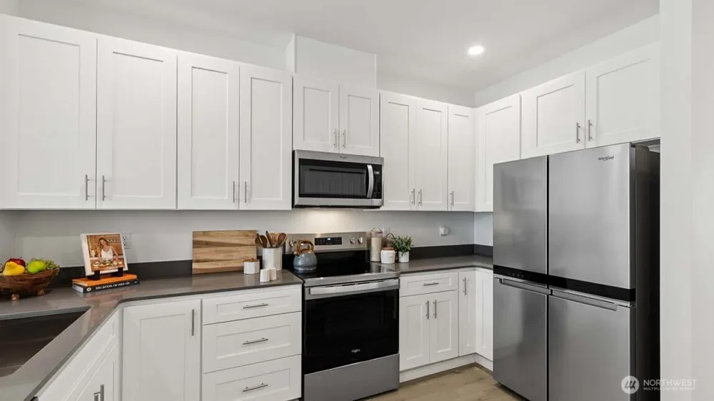 16830 20th Avenue W #D6 Lynnwood, WA 98037