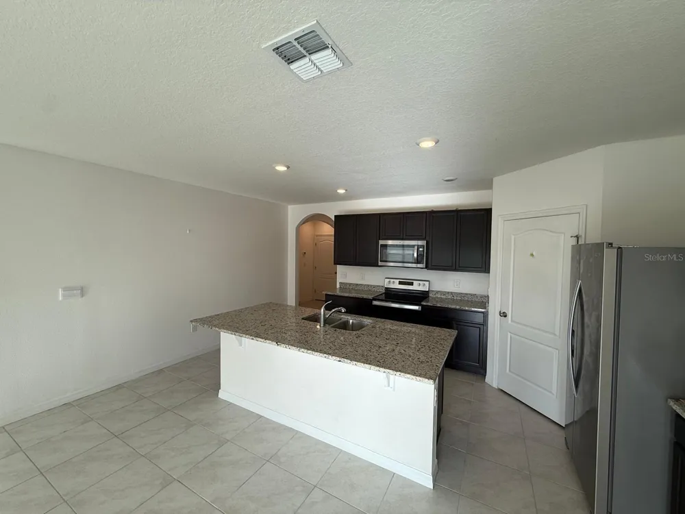 5628 SILTSTONE STREET Lakeland, FL 33811