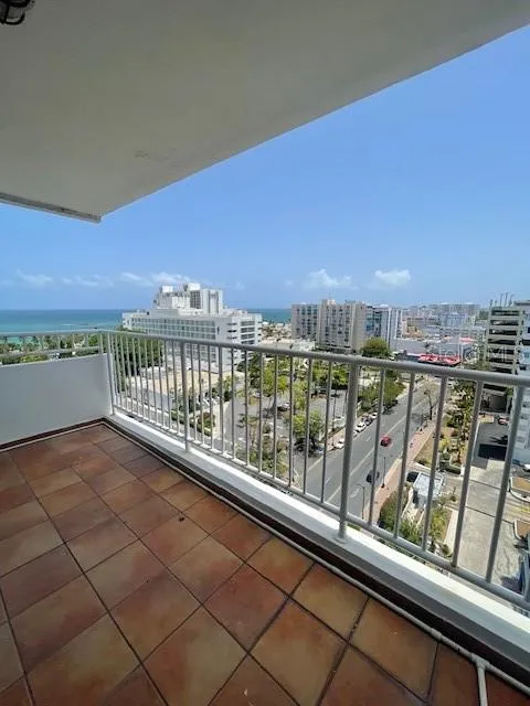 6300 AVE. ISLA VERDE COND. LA MANCHA #1201 Carolina, PR 00979