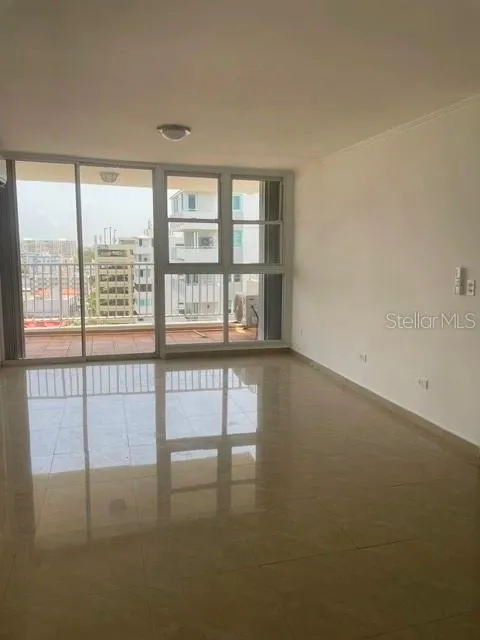 6300 AVE. ISLA VERDE COND. LA MANCHA #1201 Carolina, PR 00979
