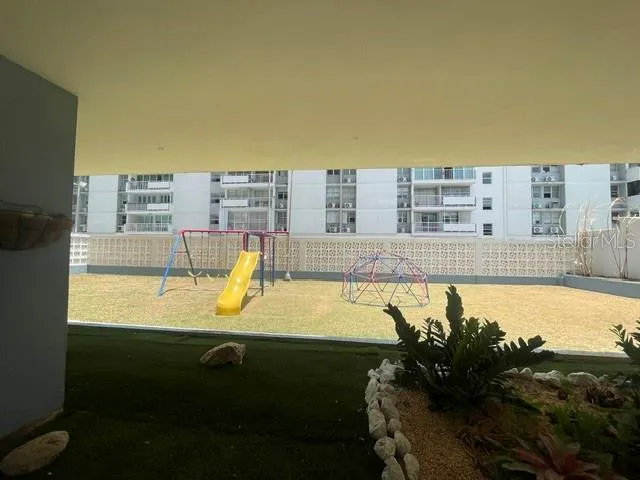 6300 AVE. ISLA VERDE COND. LA MANCHA #1201 Carolina, PR 00979