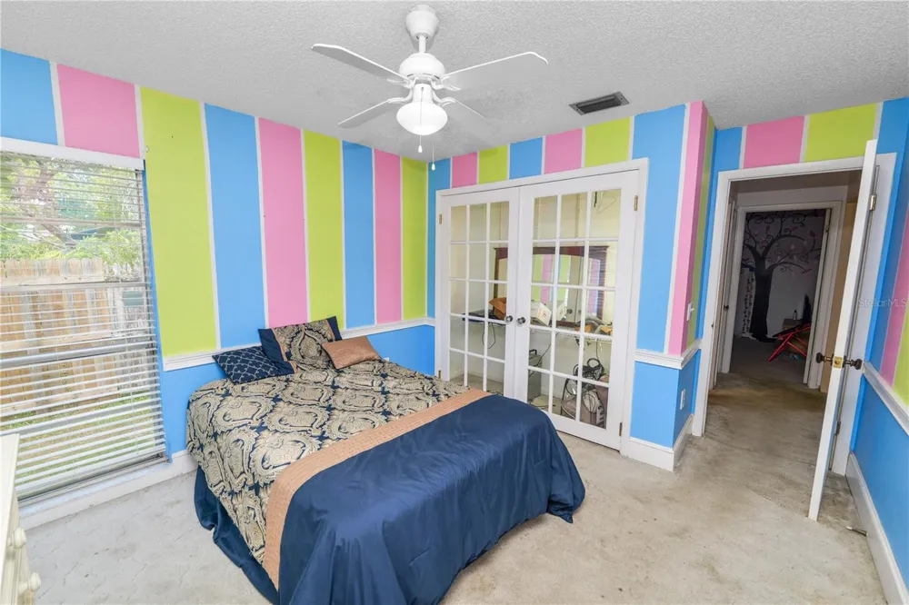 5028 HEADLAND HILLS AVENUE Tampa, FL 33625
