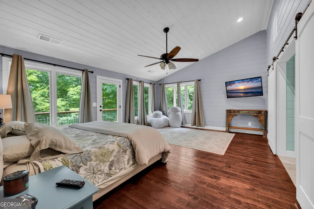102 Pine Tree TRCE Lavonia, GA 30553