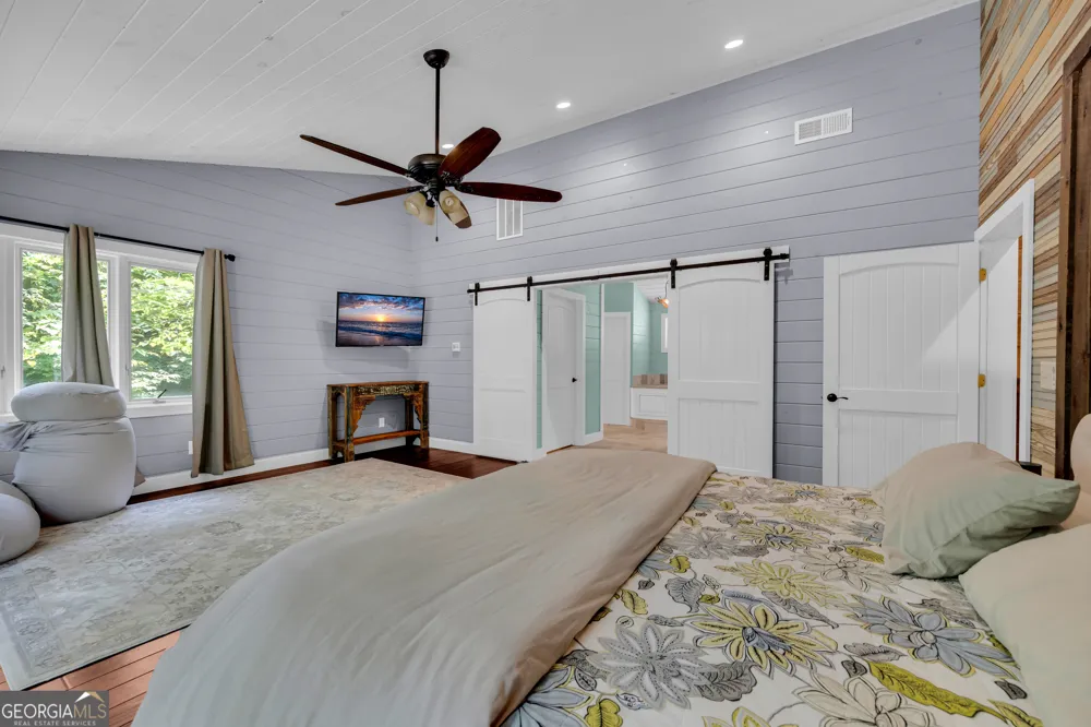 102 Pine Tree TRCE Lavonia, GA 30553