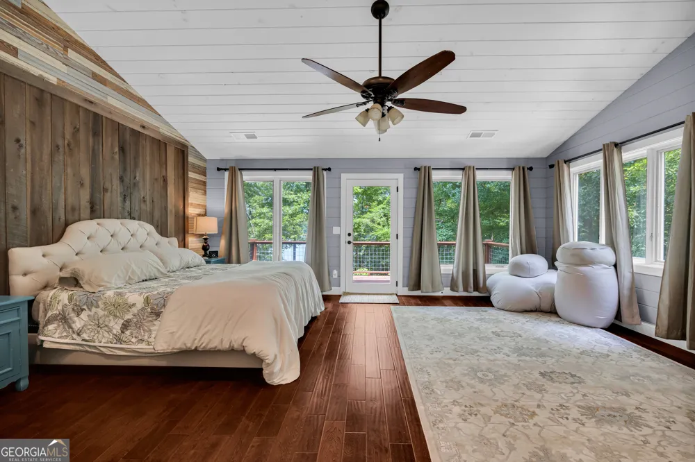 102 Pine Tree TRCE Lavonia, GA 30553