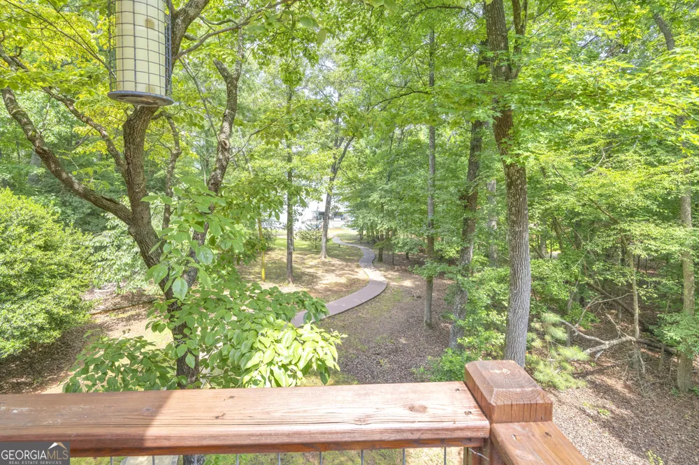 102 Pine Tree TRCE Lavonia, GA 30553