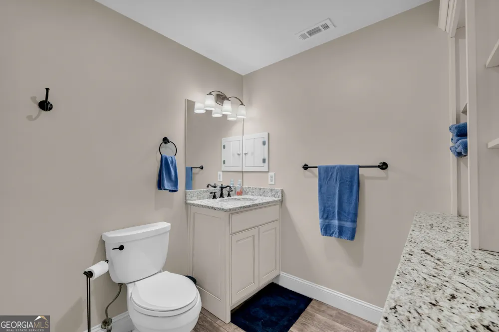 102 Pine Tree TRCE Lavonia, GA 30553