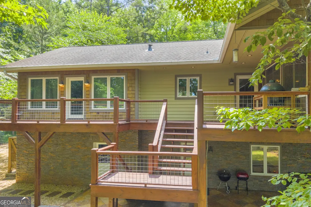 102 Pine Tree TRCE Lavonia, GA 30553