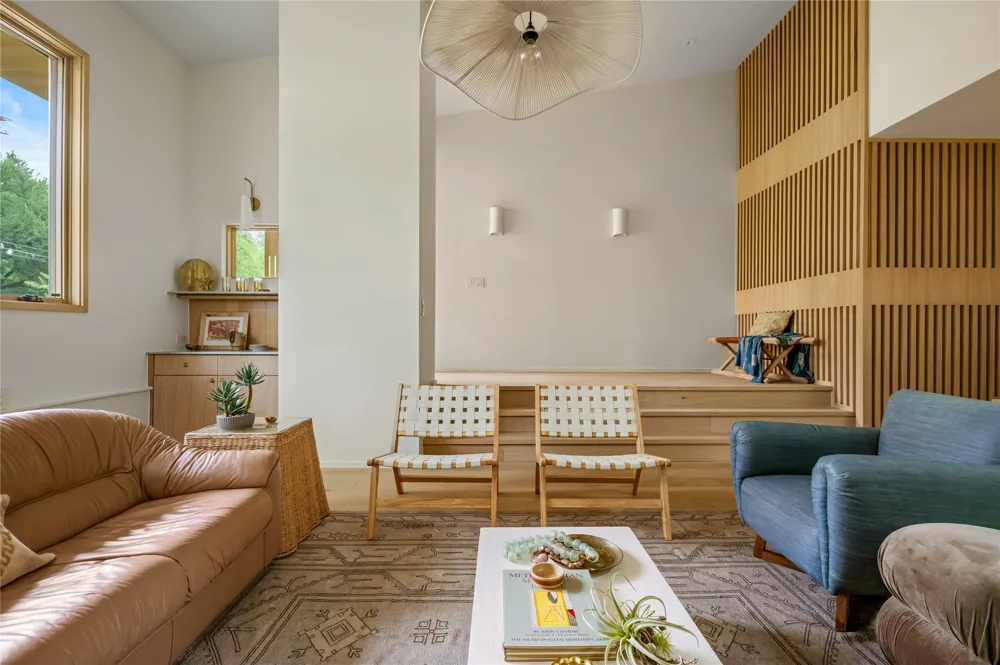 1102 Charlotte Street Austin, TX 78703