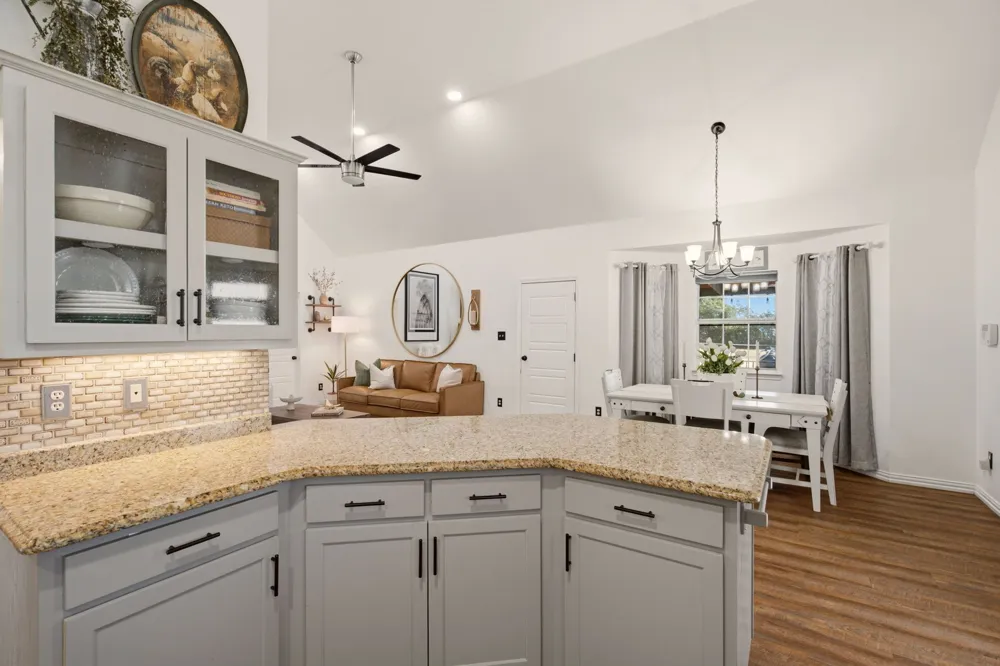 355 County Road 4225 Bonham, TX 75418