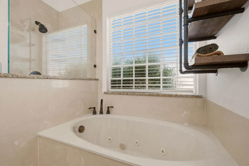 355 County Road 4225 Bonham, TX 75418